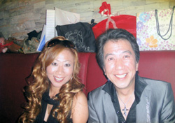 80年代クラブイベントにて/元ﾌｪｱﾚﾃﾞｨＺｷｬﾝﾍﾟｰﾝｶﾞｰﾙの奥様と共に